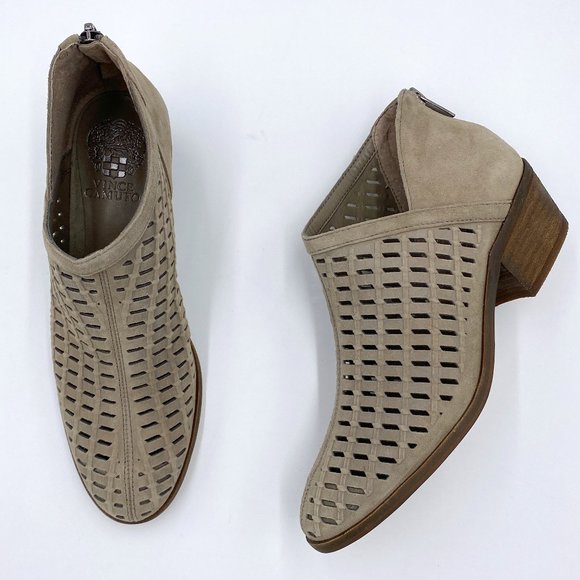 Vince Camuto Pekkan Leather Perferated 